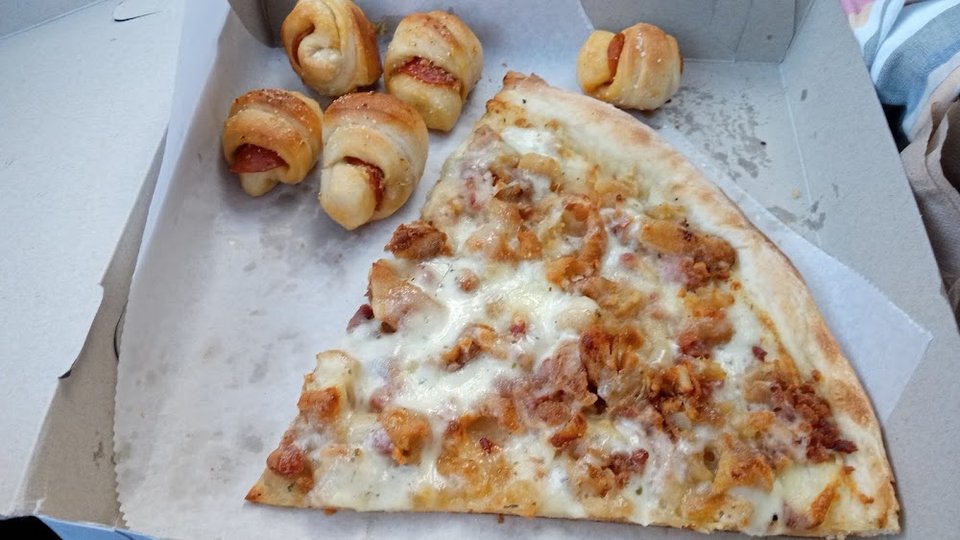 Chicken Bacon Ranch Pizza